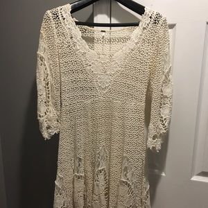 Free People, Size 6, White crochet long sleeve